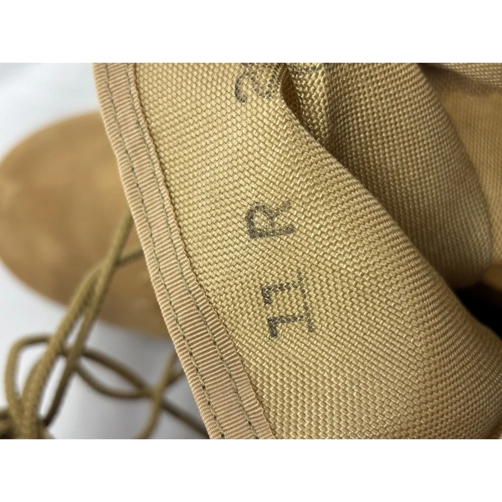 US Military Hot Weather Tactical Combat Boots Mens Desert Tan Suede 11 R NWOB